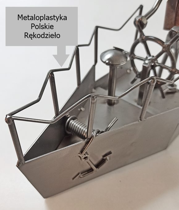 statek metalowy model