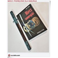 miecz i podręcznik